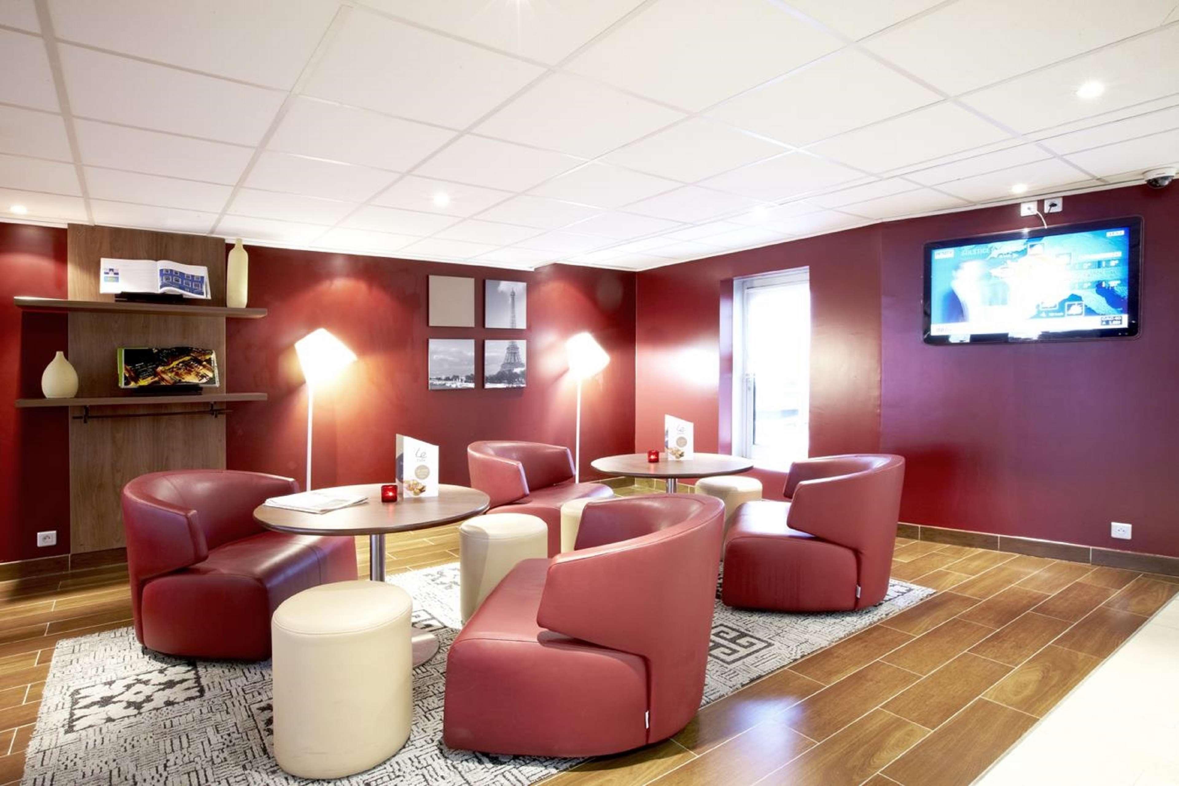 Campanile Paris Ouest - Gennevilliers Barbanniers Hotel Exterior photo