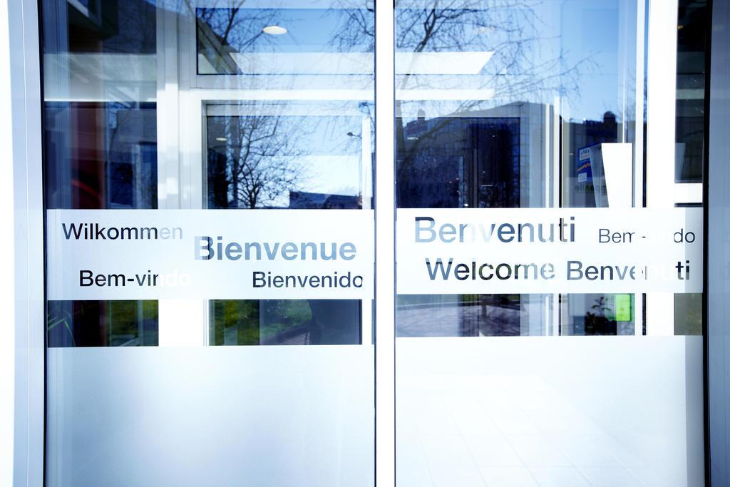 Campanile Paris Ouest - Gennevilliers Barbanniers Hotel Exterior photo