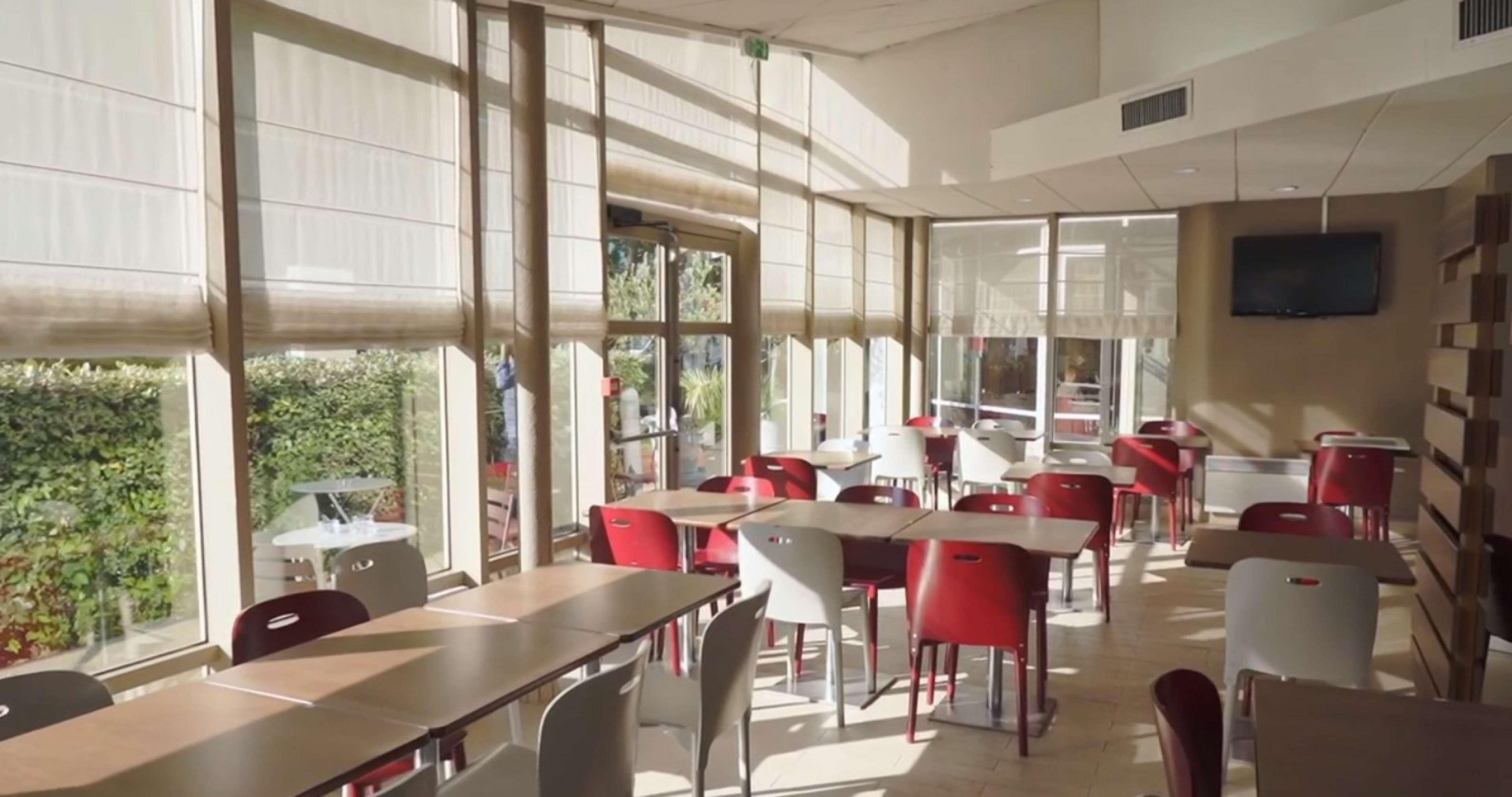 Campanile Paris Ouest - Gennevilliers Barbanniers Hotel Exterior photo