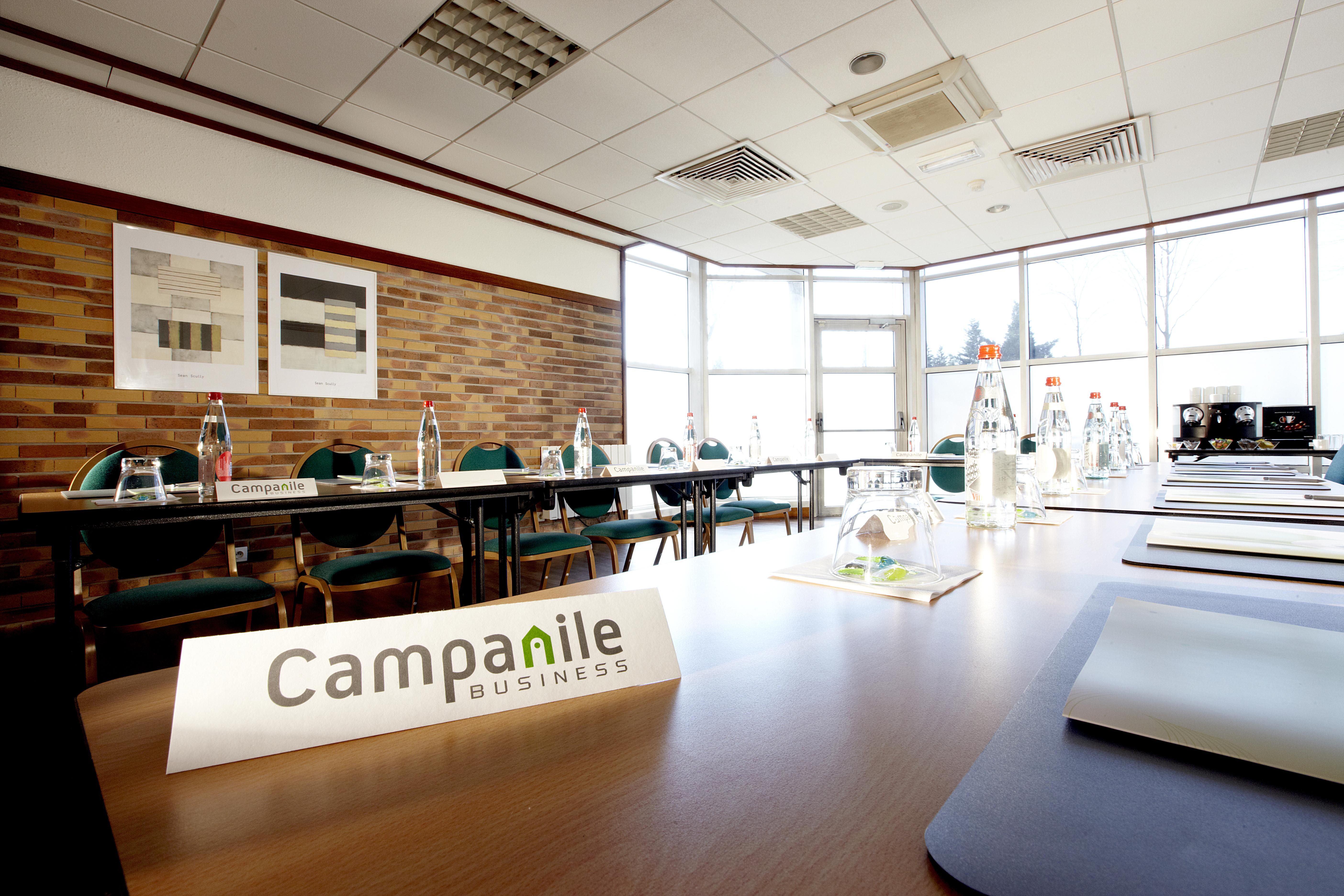 Campanile Paris Ouest - Gennevilliers Barbanniers Hotel Exterior photo