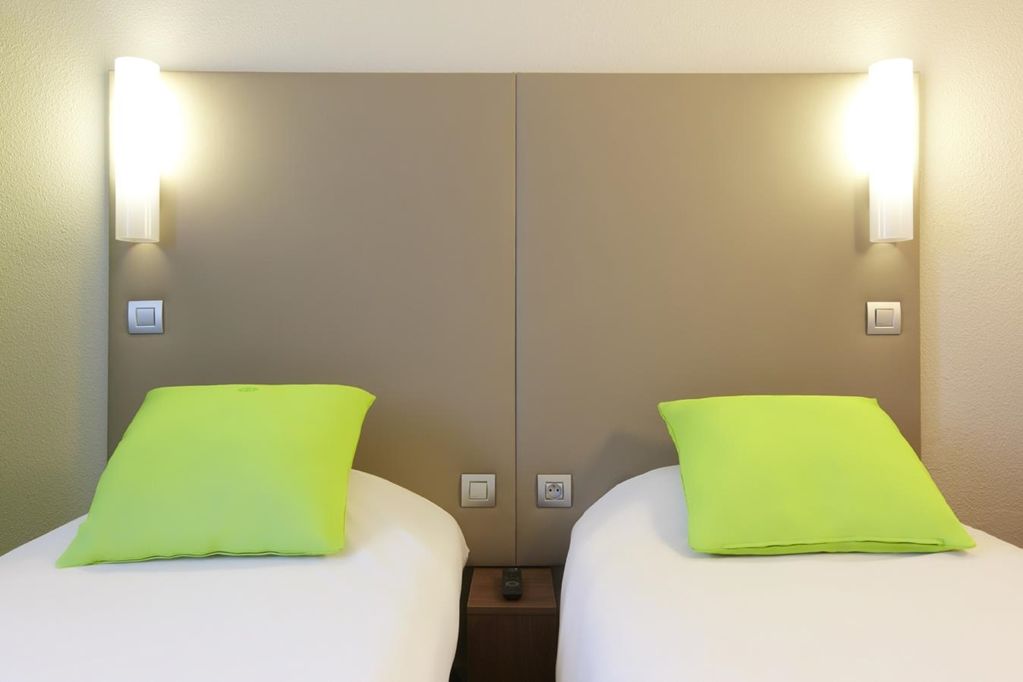 Campanile Paris Ouest - Gennevilliers Barbanniers Hotel Room photo